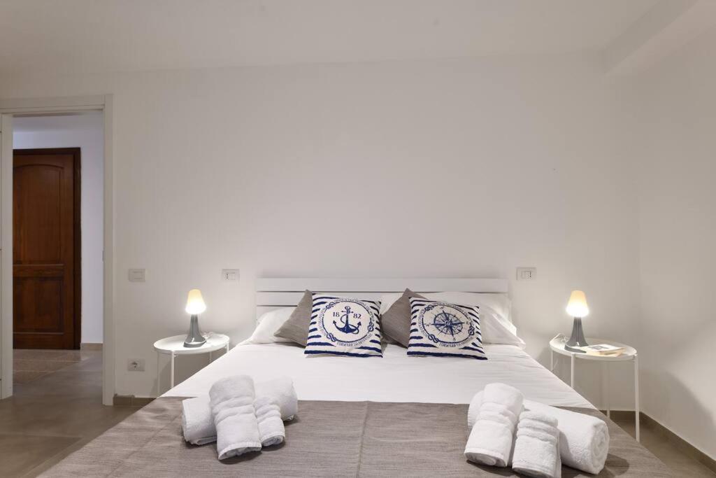 Cosy And Modern Apartment Portu Frailis 아르바탁스 외부 사진